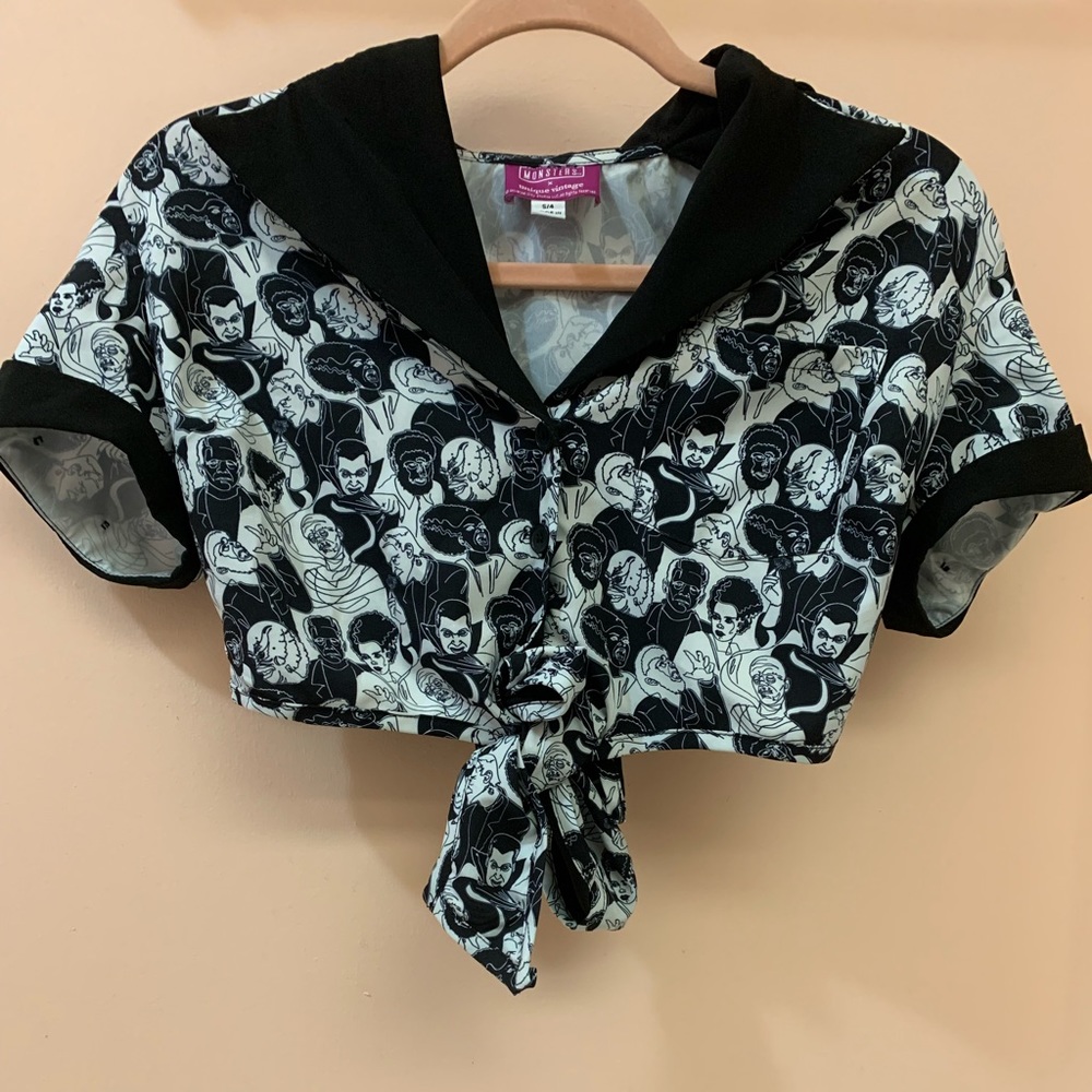 Unique vintage universal monsters crop top in size small.